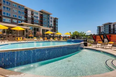 Image de Landing | Stunning 2bd, Gym, Yoga Studio