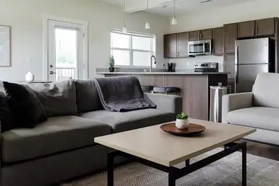 Image de Landing | Stylish 2bd, Gym, Courtyard