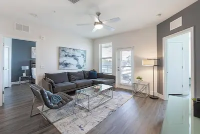 Image de Landing | Spectacular 2bd, Gym, Clubhouse