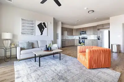 Image de Landing at Parkside at Littleton Village - 2 Be. . .