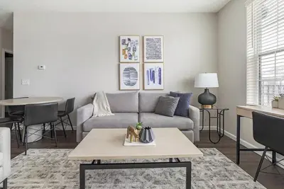 Image de Landing at Camden - 2 Bedrooms in Rocky Fork Bl. . .