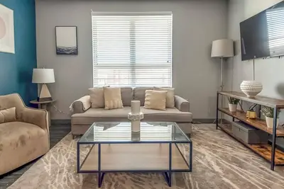 Image de Landing | Beautiful 4bd, Pool, Game Room