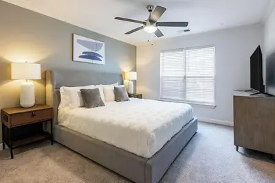 Image de Landing | Stunning 2bd, Gym, Tennis Court