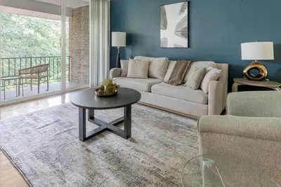 Image de Landing | Amazing 2bd, Pool, Gym