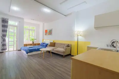Image de Charming 6-bedroom house-Max16People-1km to Bui Vien-CityCentral Hcm