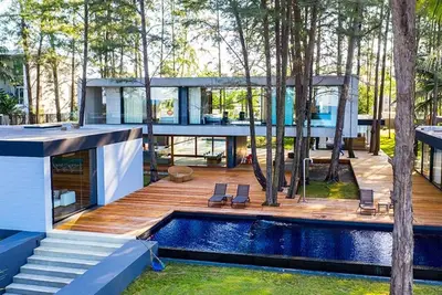 Image de At Last You and Your Friends Can Rent a Luxury Villa with 24/7 Concierge