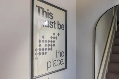 Image de Georgia Suite | Stylish 1br • Sleeps 4 • Wifi