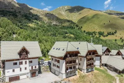 Image de Appartement alpin confortable avec piscine