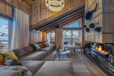 Image de Appartement Chalet de Luxe au Pied des Pistes à Méribel avec Parking