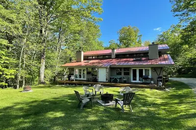 Image de The Killington Chalet - 2 Hot Tubs, Sauna, 2 - 24 Pair Boot + Glove Dryer