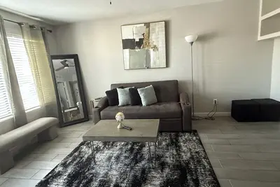 Fantastic 2-bedroom condo with Ac in Phoenix