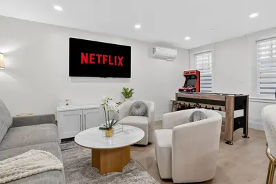 Image de 4br 3Bath + Game Room | Harvard Mit Apt