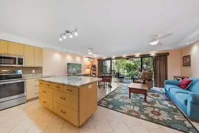 Image de New Listing | Modern Maui Retreat – Steps to Beach & Pool!