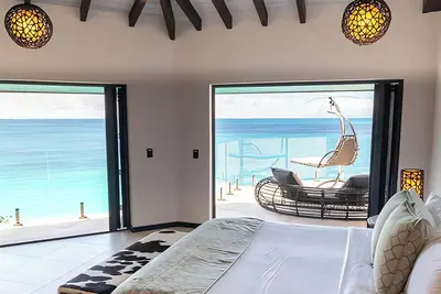 Image de Serene Oceanfront Room w/ Stunning Caribbean Sunset Views & Direct Beach Access