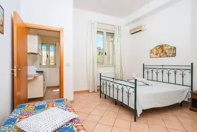 Image de Appartement 'Angeli Nel Salento - Casa Vacanza 2' avec Terrasse Privée, Wi-Fi et Climatisation