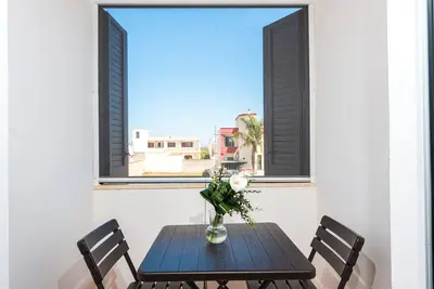 Image de Chambre 'Angeli Nel Salento - Stanza 7' avec terrasse privée, Wi-Fi et climatisation