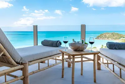 Image de Charming Ocean Bluff 2 Bedroom Villa Ideal for Quiet Escapes & Rejuvenation