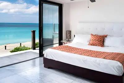 Image de Serene Villa with Private Swimming Pool Perfect for Sunsets and Beach Walks