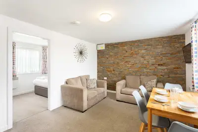 Image de Two Bedroom Budget Easy Access Apartment