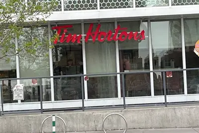 Image de Downtown Calgary 2bed 2 full bath condo next to library