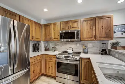 Image de New! Arrowhead Village | Premium 3 Bedroom Condominium