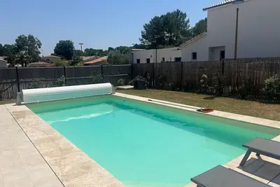 Image de 4 bedroom + 4 bathroom Villa (15) with a pool & jacuzzi with tennis & petanque