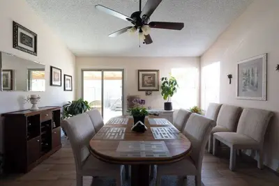 Cozy Home with Sparkling Diving Pool