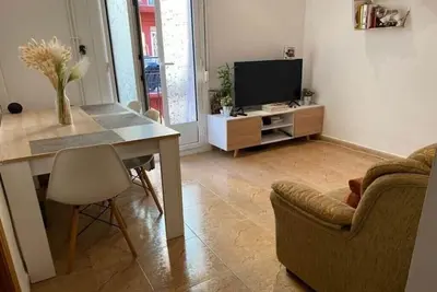 Image de Comfy 2-Bedroom Apartment for 3ppl close to Universities & Camp Nou!