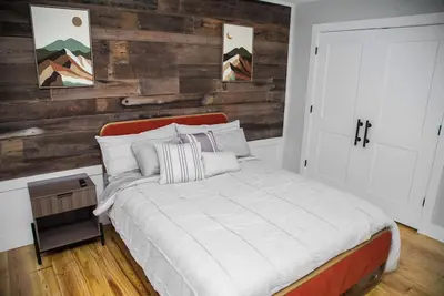 Image de Charming 3-bedroom bungalow house in lovely downtown Raleigh