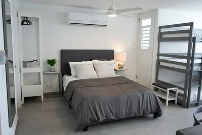 Image de San Juan Oceanfront Getaway | Beach Access |