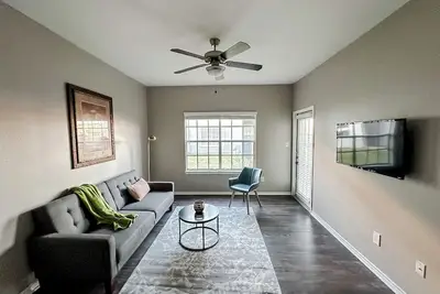 Image de Sleepover : Attractive 1bd/1ba + Gym - Corpus Christi