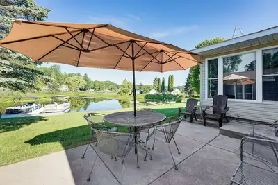 Image de Waterfront Retreat w/ Dock & Yard in Reed City!