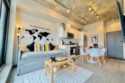 Image de Sophisticated MetroLux Downtown Suite