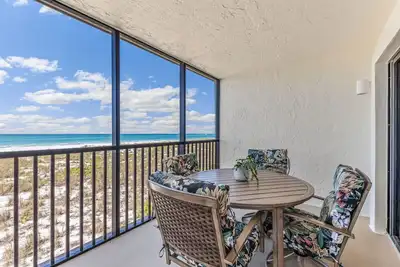 Image de Sea Oats C-157, Beachfront 2-bedroom, 2-bath condo