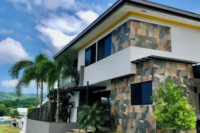 Image de 5 Minutes from the Beach! Relax & Recharge at Herradura Beach Home