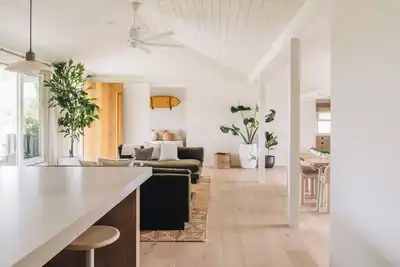 Image de Surfside Bungalow