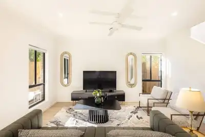 Image de Spacious 5br Home in Heart of Sunnybank |Sleeps 10