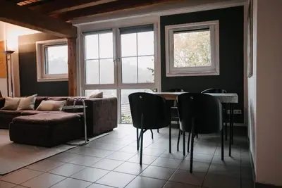 Image de Private Maisonette House with Balcony · Self-Check-In & Free Parking