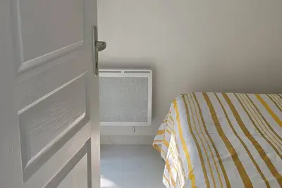 Image de A 30 minutes de Disneyland Paris, logement en rez de jardin (propriété fermée).