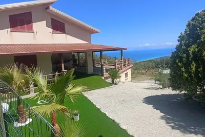 Image de Villa 'Panorama Scurzi' avec Vue sur la Mer, Wi-Fi et Climatisation