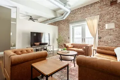 Image de McOuat Place 5b - Luxury 1 Bed Downtown Indy Apartment Prime Location