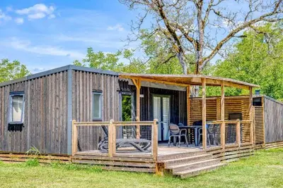 Image de Camping 4 étoiles - Piscine  - ccbbgfb