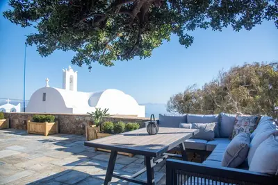 Image de Alluring Ios Villa | Villa Almyra | 1 Bedroom | Breathtaking Sea Views |.