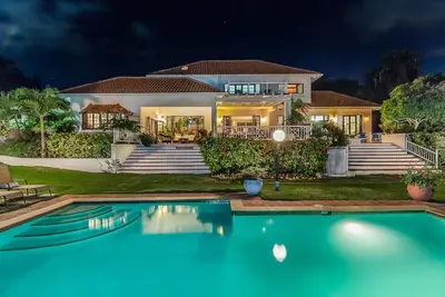 Image de Beautiful, Well-Appointed Villa With Excellent Staff and Magnificent Sea Views