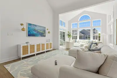 Image de Golfer's Paradise Awaits! Tee up your dream lifestyle in fully furnished home!