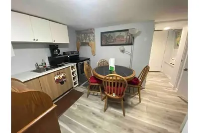 Image de West NewYork Nj, Cozy 2bed apt/backyard 2stay