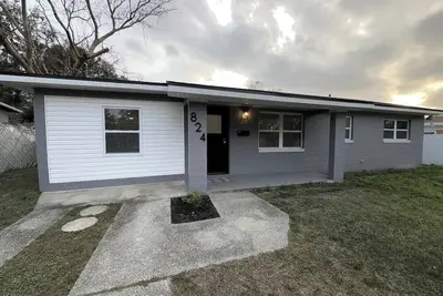 Image de Modern Lakeland Retreat Longterm