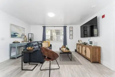 Image de Cozy Uf condo off Archer Rd - Near Shands & Va!