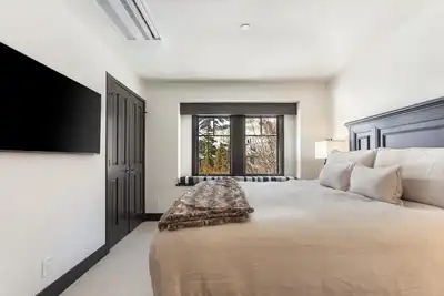 Image de Townhouse with Ski-In access in Beaver Creek