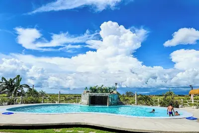Image de Private Oasis Resort: 5br, 3tb, Pool, Videoke, Wifi, Bbq, Venue Hall, Near NagaCity